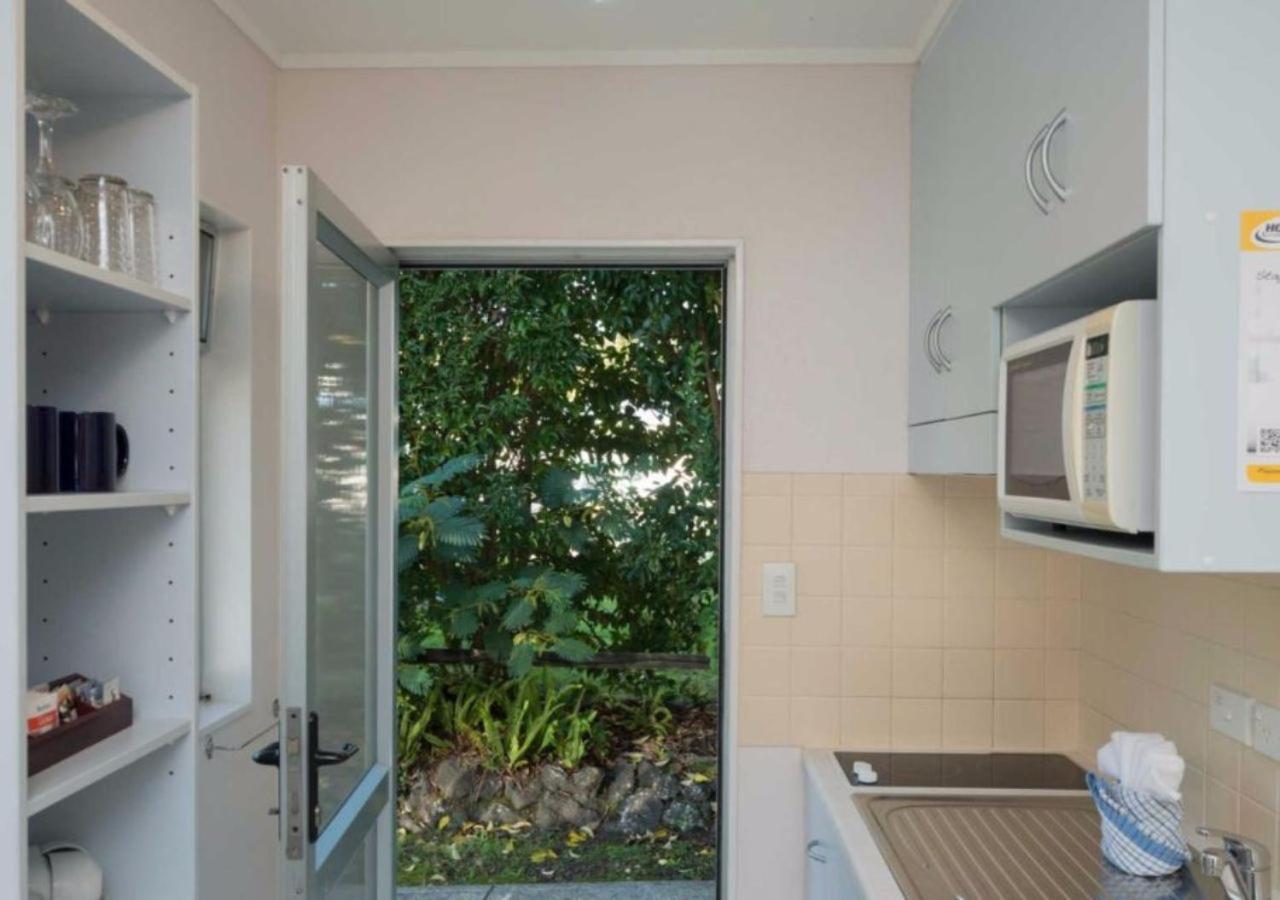 Edelweiss Motel Paihia Exteriör bild